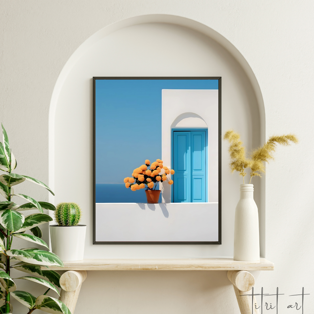 Peinture Murale Méditerranéenne – Porte Bleue et Fleurs Jaunes face à la Mer