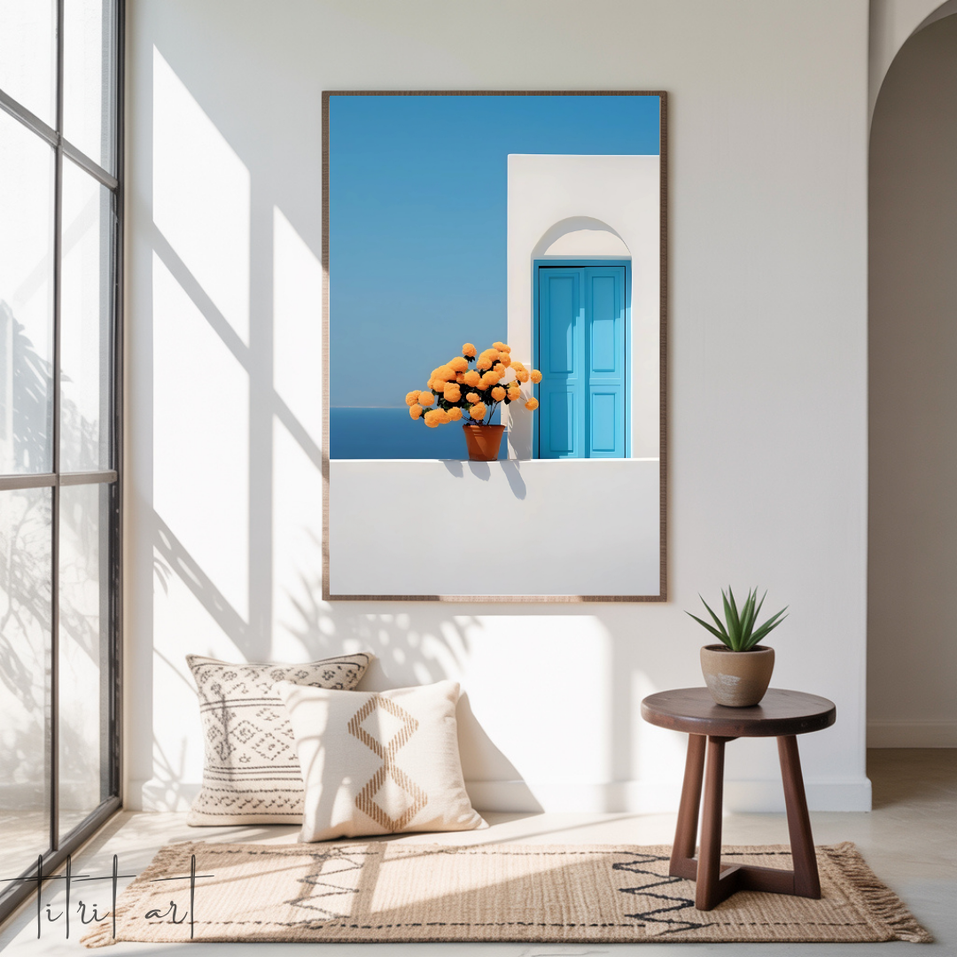 Peinture Murale Méditerranéenne – Porte Bleue et Fleurs Jaunes face à la Mer